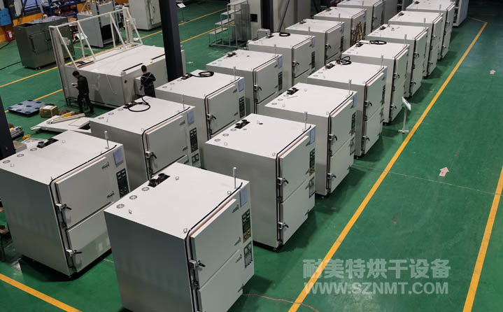 臺晶元半導(dǎo)體行業(yè)工業(yè)烘箱